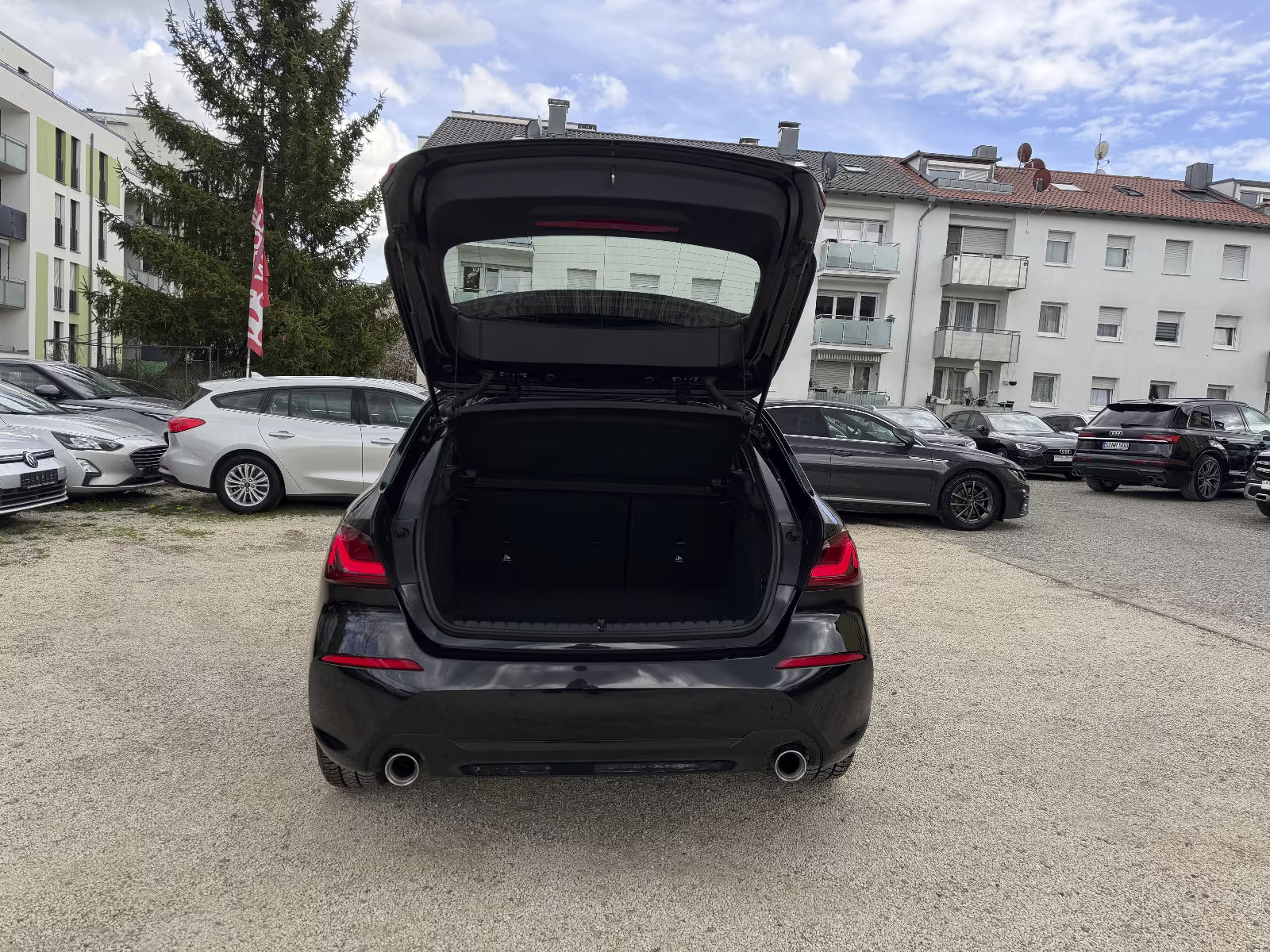 BMW 120d Steptronic Advantage (2023)