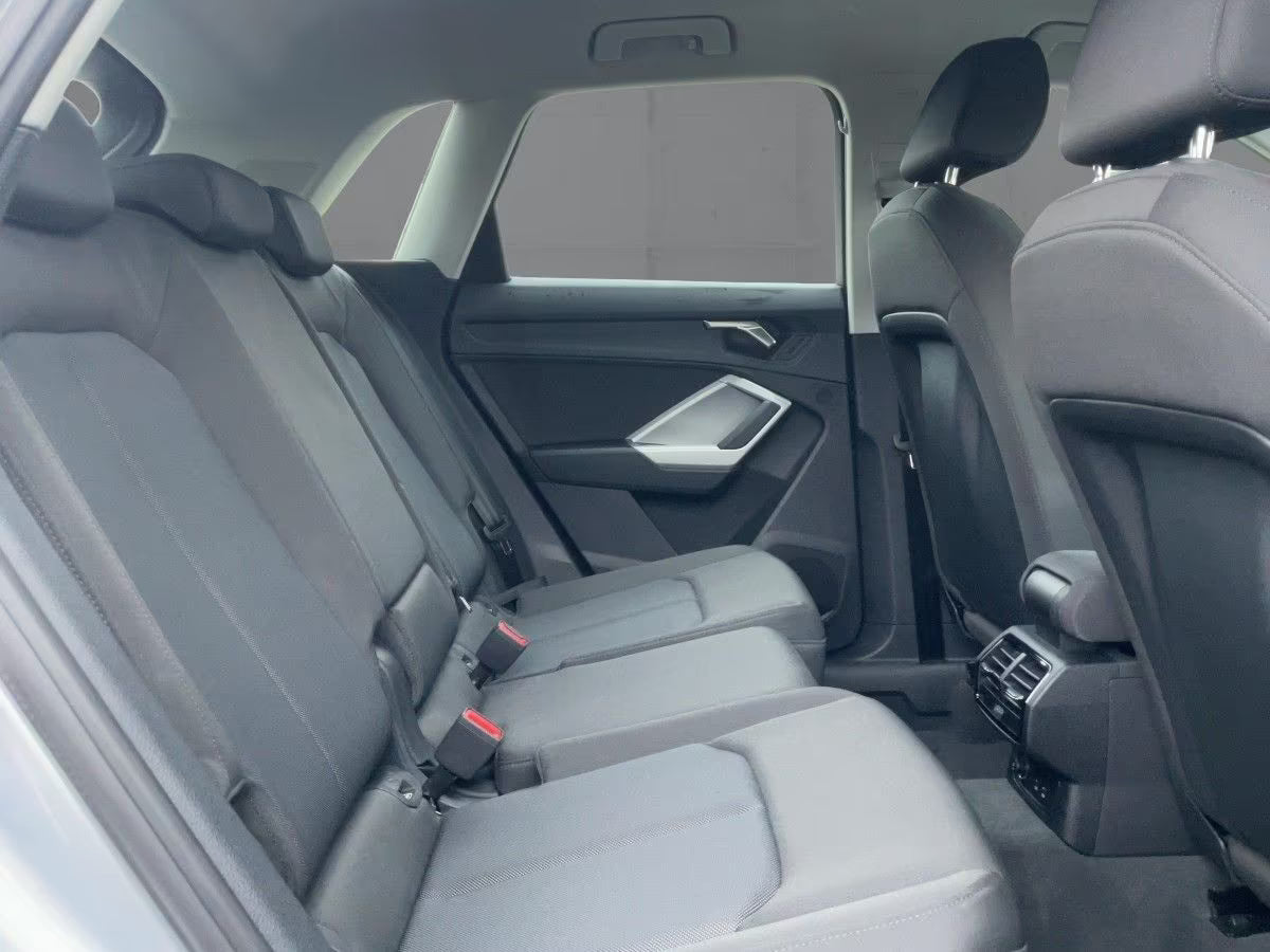 AUDI Q3 45 TFSI e Híbrido Enchufable (245 CV)