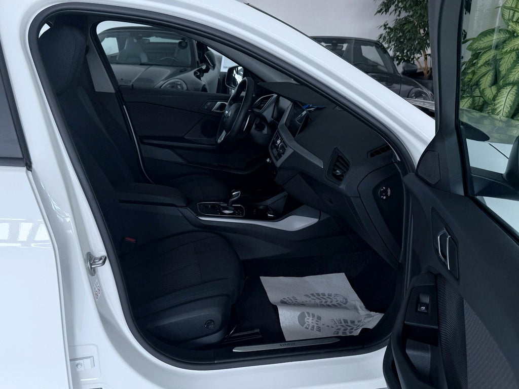 BMW 120i Automático Advantage (178 CV)