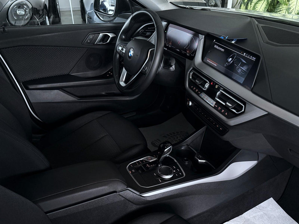 BMW 120i Automático Advantage (178 CV)
