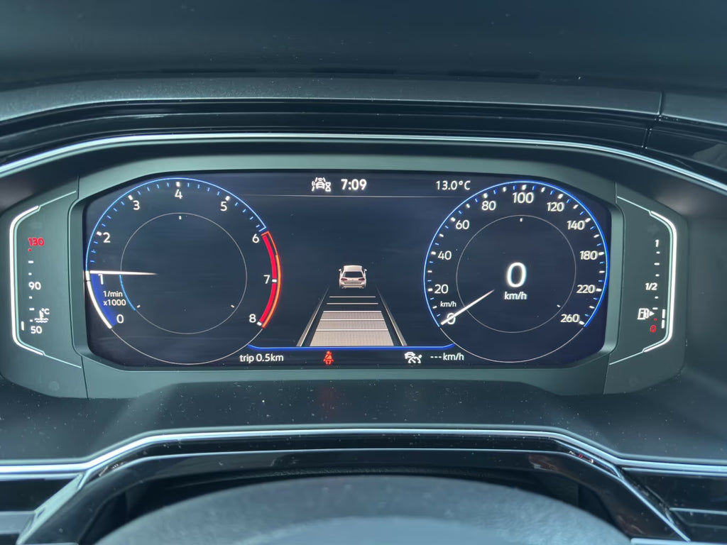 VOLKSWAGEN Taigo 1.0 TSI Style (Matrix LED &amp; Techo Panorámico)