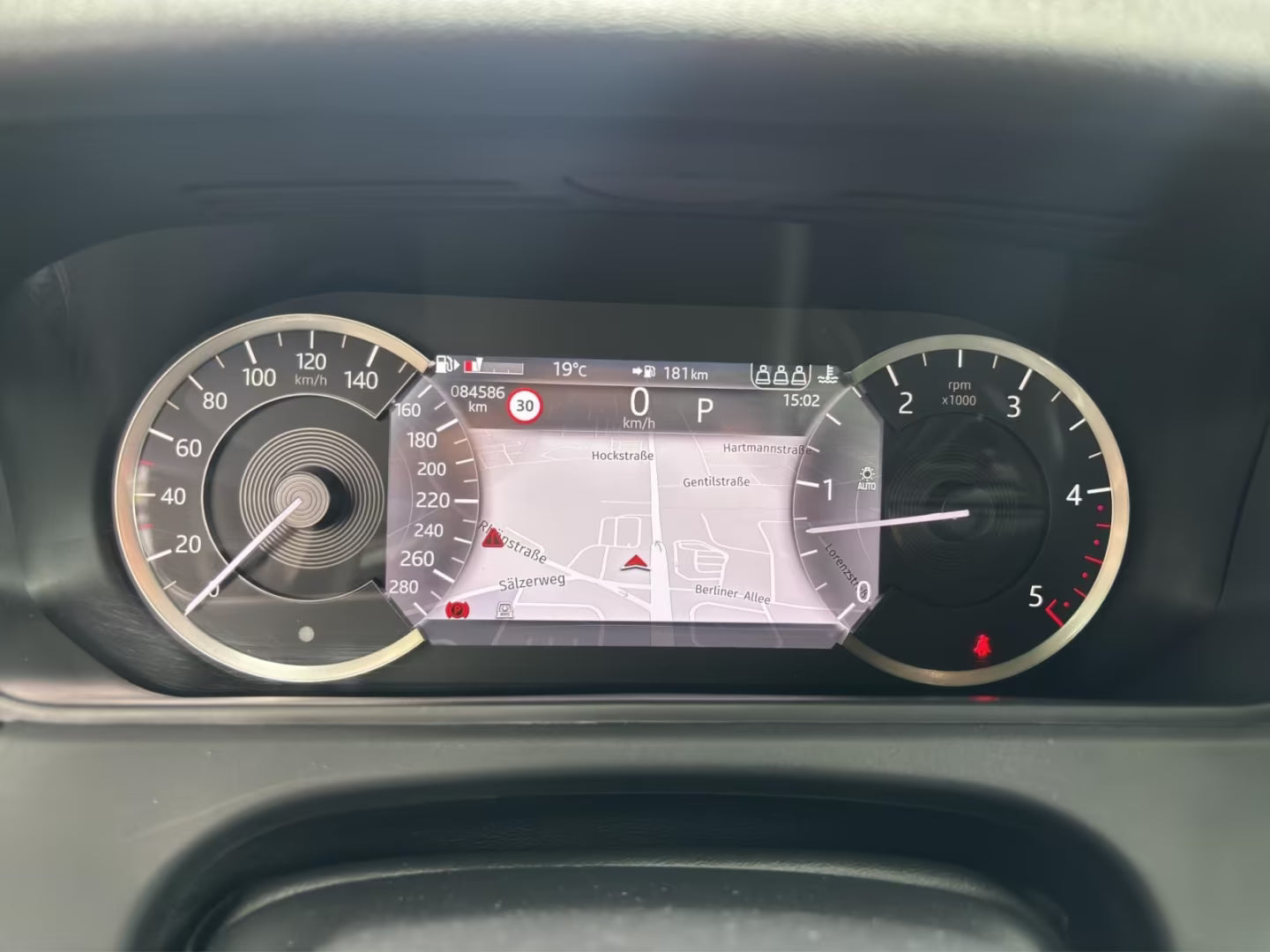 Range Rover Velar D300 SE
