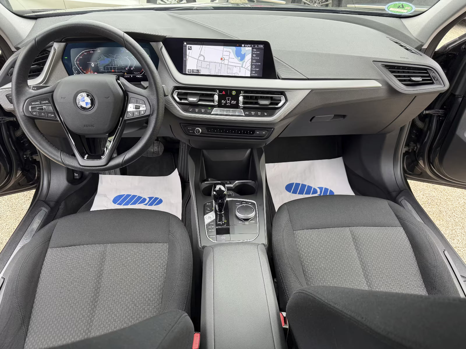 BMW 120d Steptronic Advantage (2023)