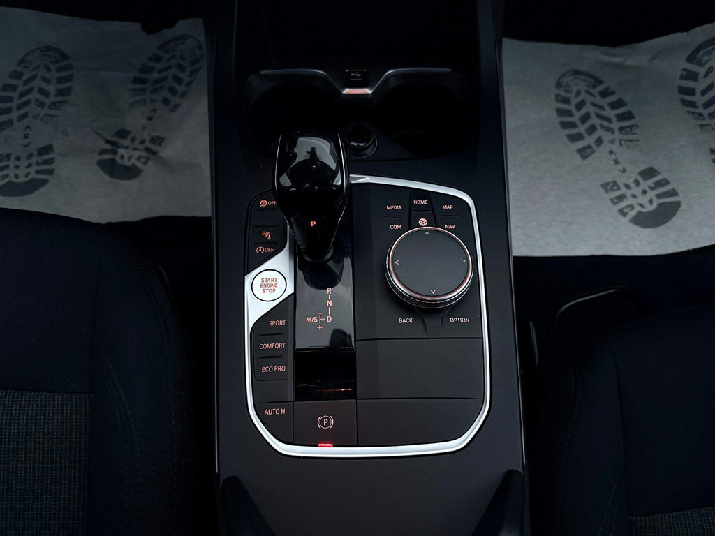 BMW 120i Automático Advantage (178 CV)