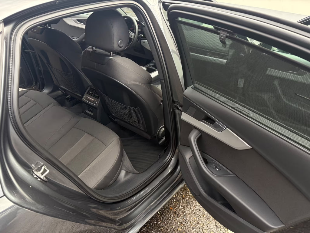 AUDI A4 40 TFSI quattro S line Black Style