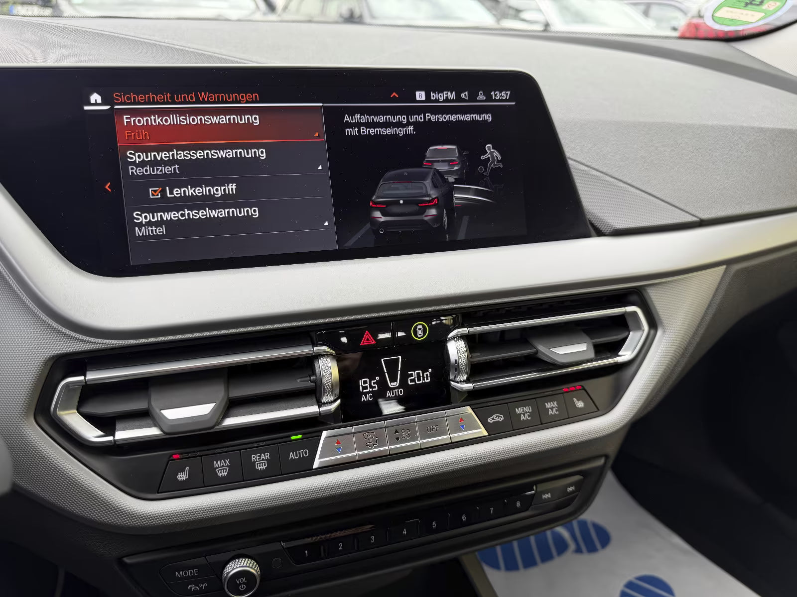 BMW 120d Steptronic Advantage (2023)