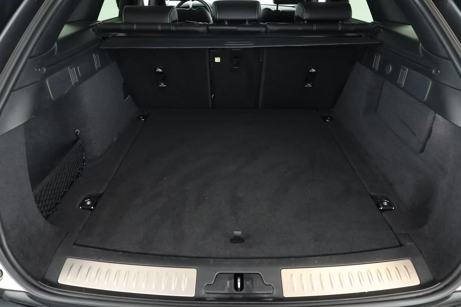 Range Rover Velar D300 SE