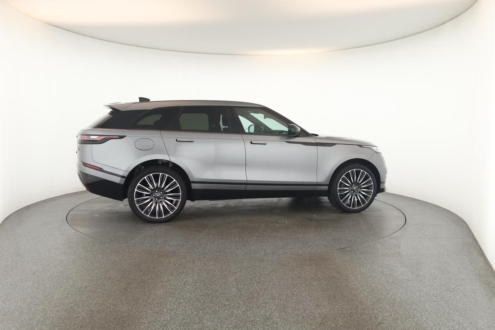 Range Rover Velar D300 SE