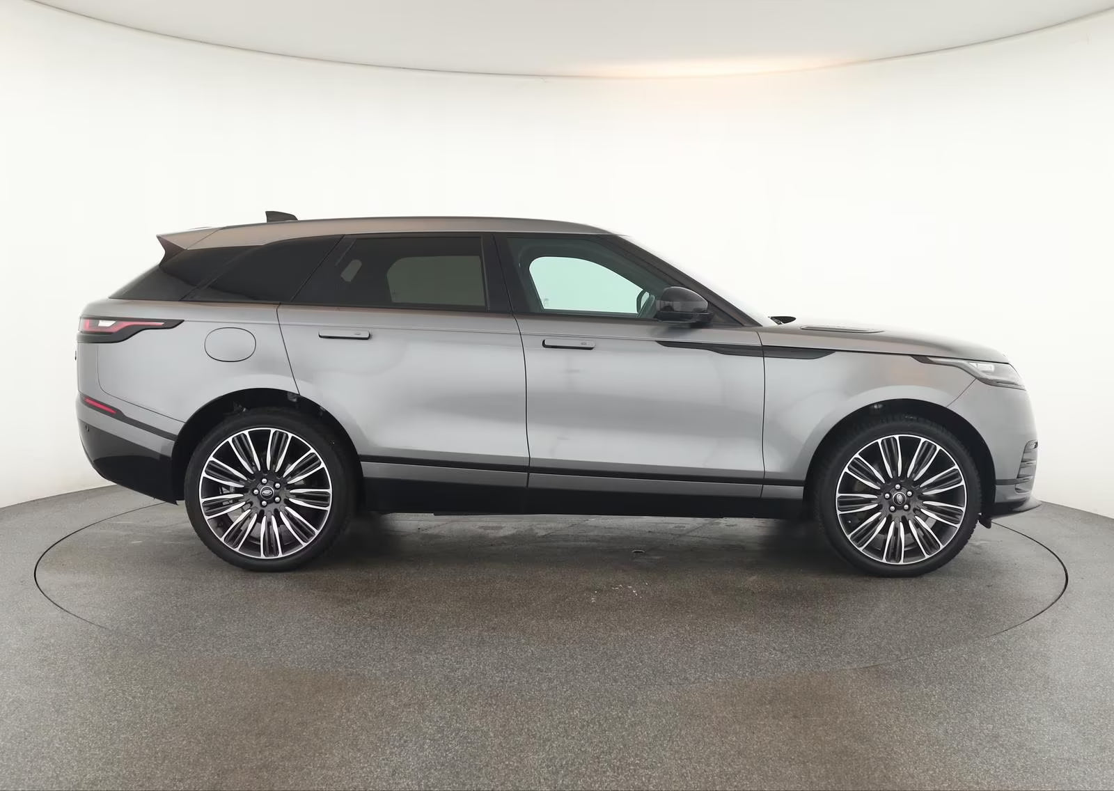 Range Rover Velar D300 SE