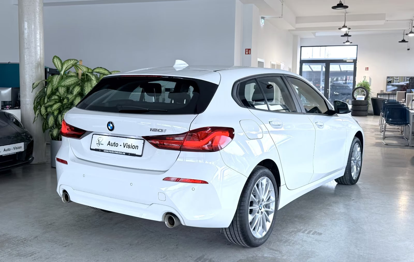 BMW 120i Automático Advantage (178 CV)