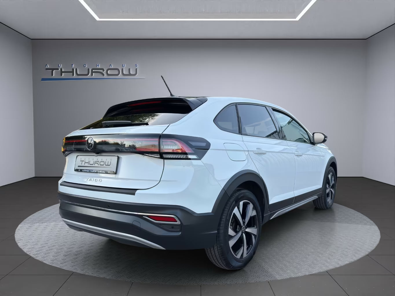 VOLKSWAGEN Taigo 1.0 TSI Style (Matrix LED &amp; Techo Panorámico)