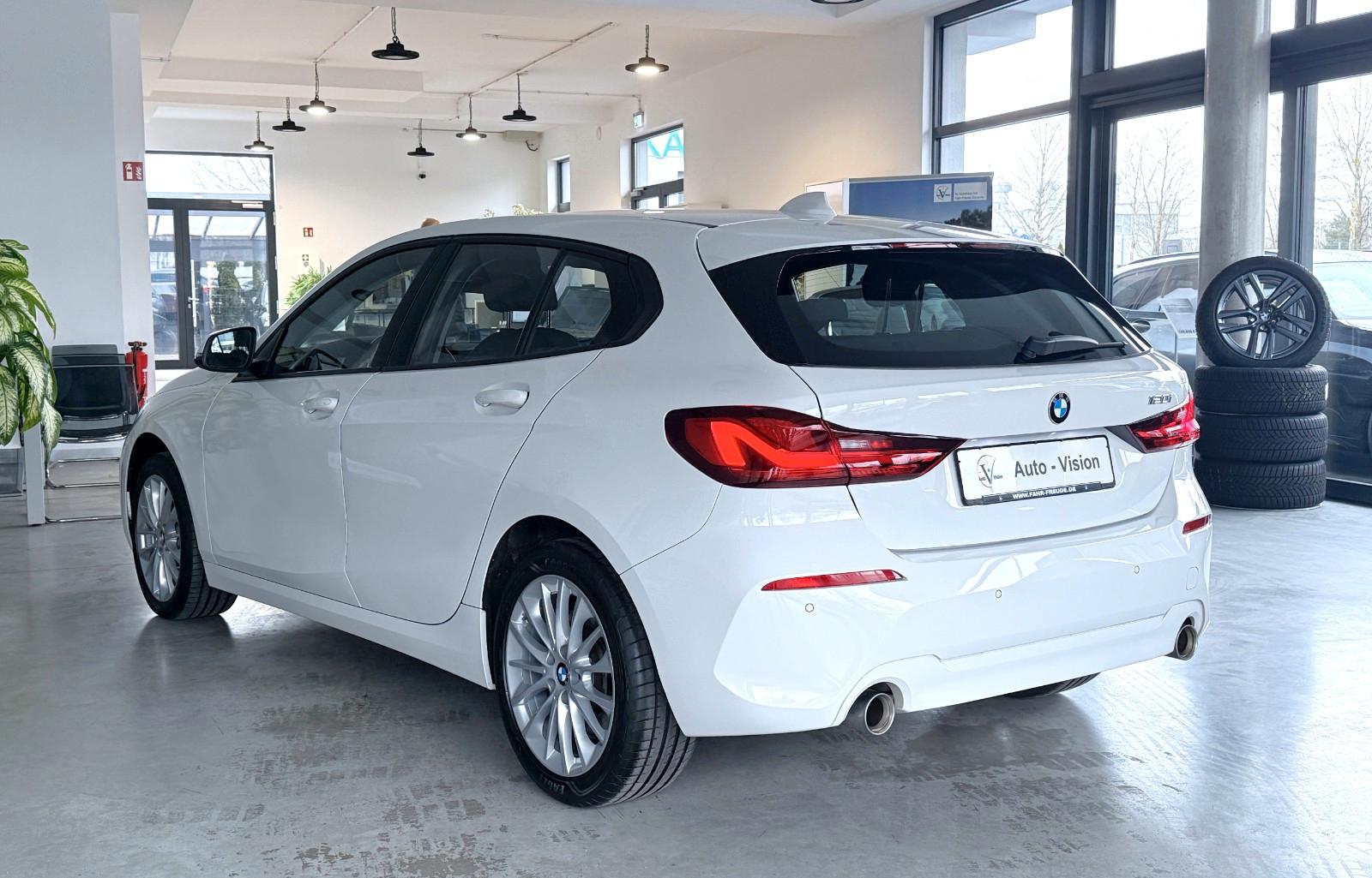 BMW 120i Automático Advantage (178 CV)