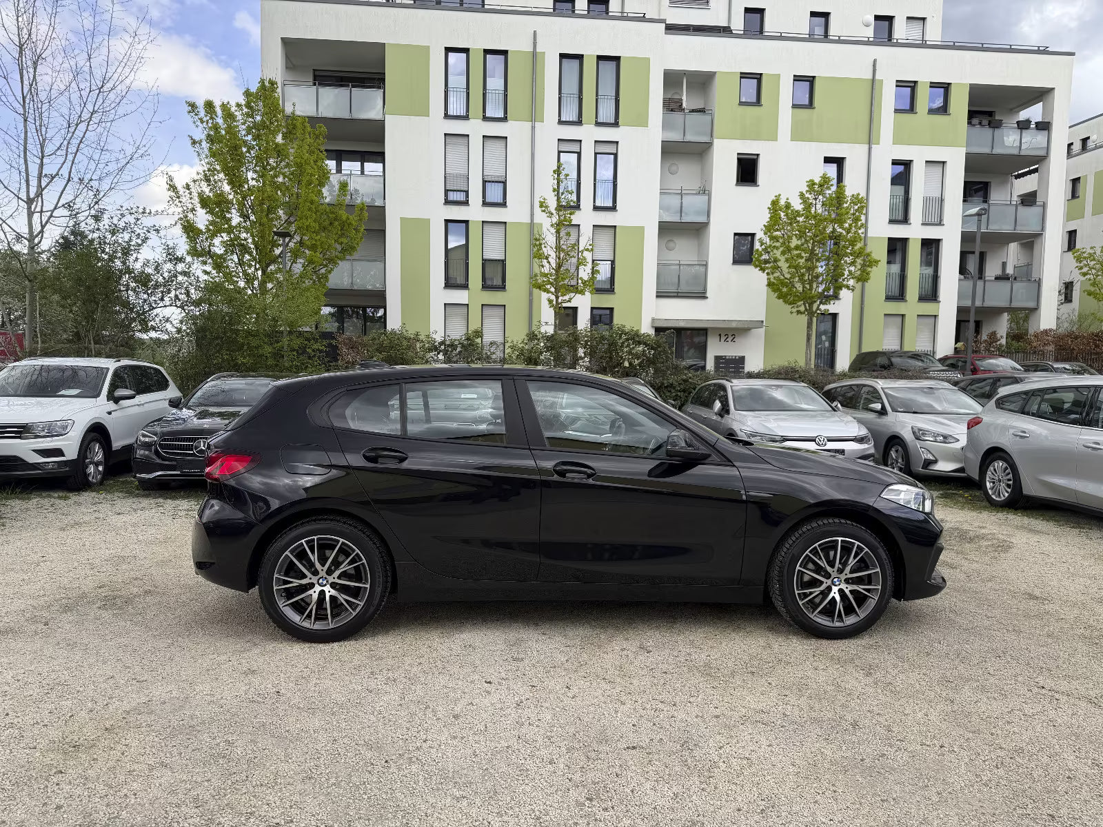 BMW 120d Steptronic Advantage (2023)