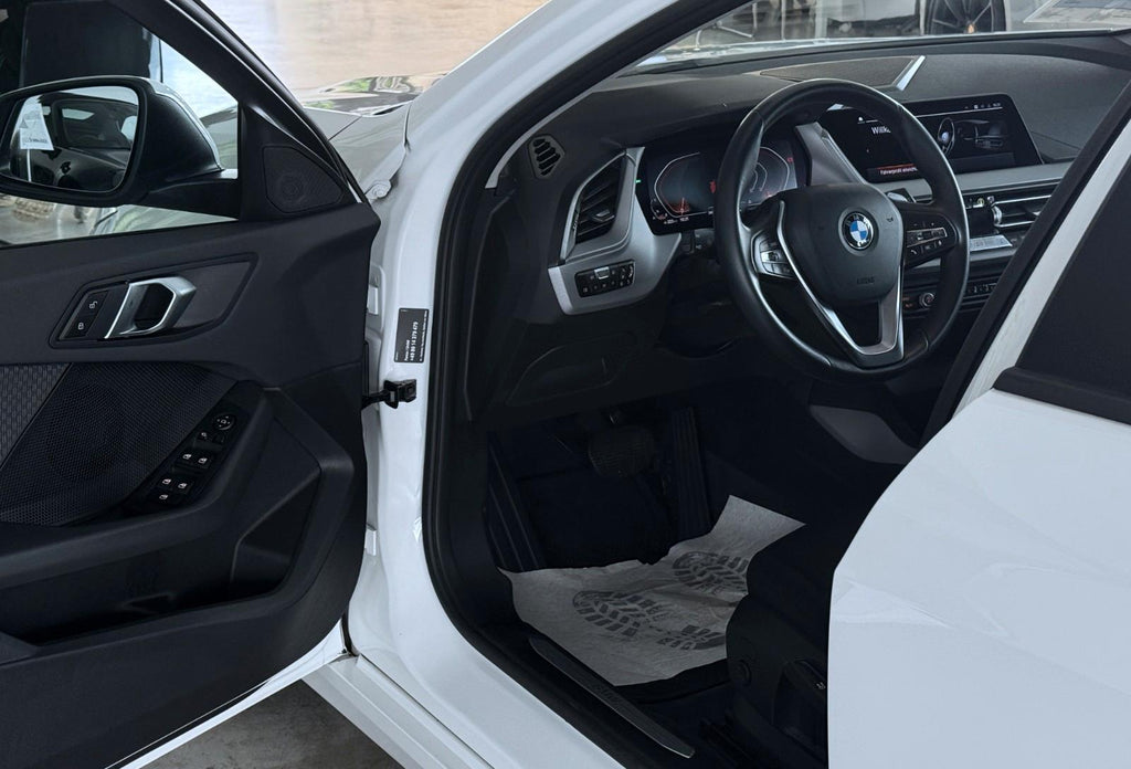BMW 120i Automático Advantage (178 CV)