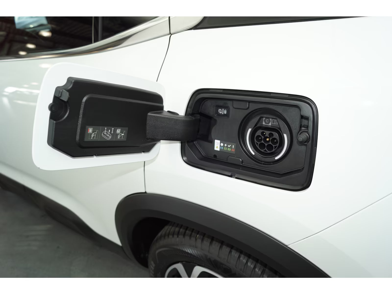CITROËN C5 Aircross Hybrid 225 Feel Pack (Batería al 100%)