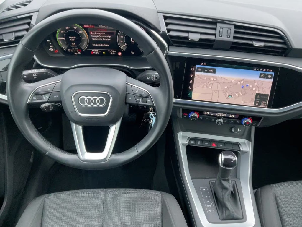 AUDI Q3 45 TFSI e Híbrido Enchufable (245 CV)