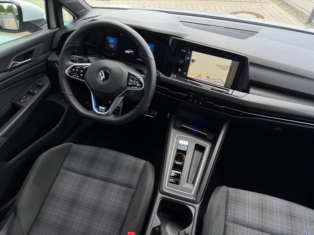 Volkswagen Golf GTE eHybrid (2022)