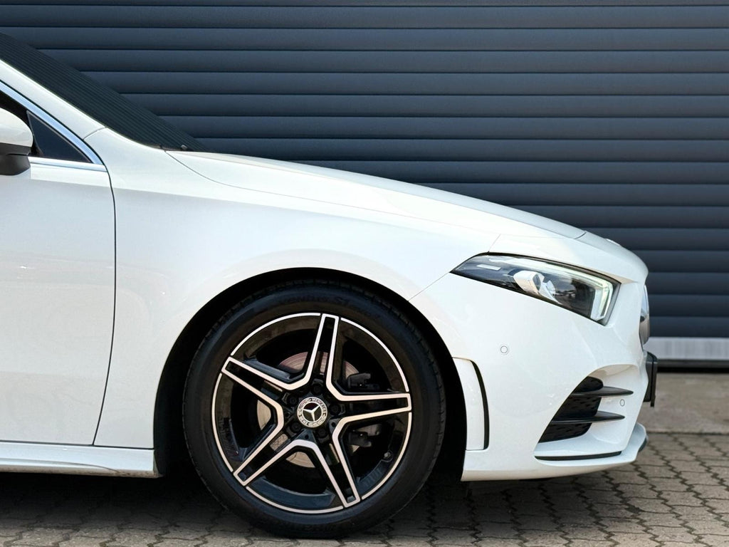 MERCEDES-BENZ A 180 AMG LINE (2022) - UNIDAD POLARWEISS