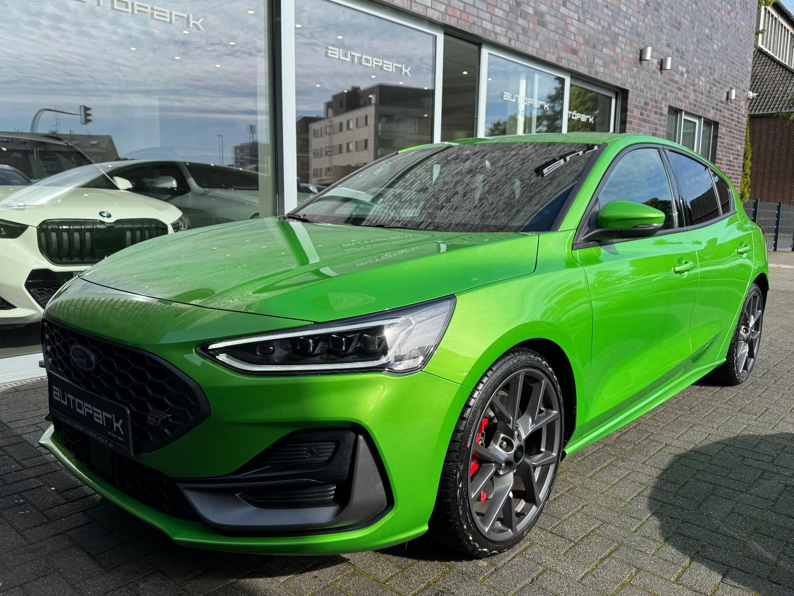 Ford Focus ST X 2.3 EcoBoost 280CV - "Mean Green" (2024)