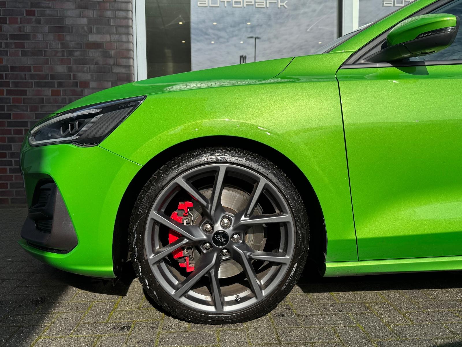 Ford Focus ST X 2.3 EcoBoost 280CV - "Mean Green" (2024)