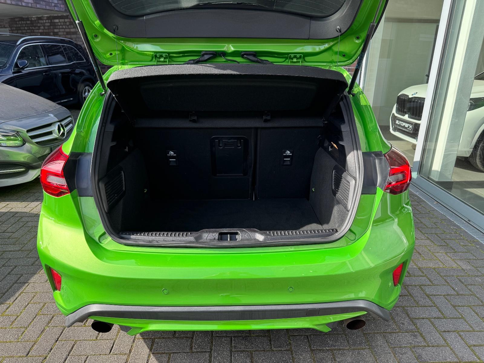 Ford Focus ST X 2.3 EcoBoost 280CV - "Mean Green" (2024)