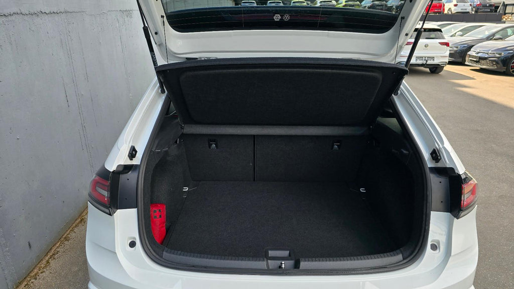 Volkswagen Taigo 1.5 TSI DSG Triple R-Line