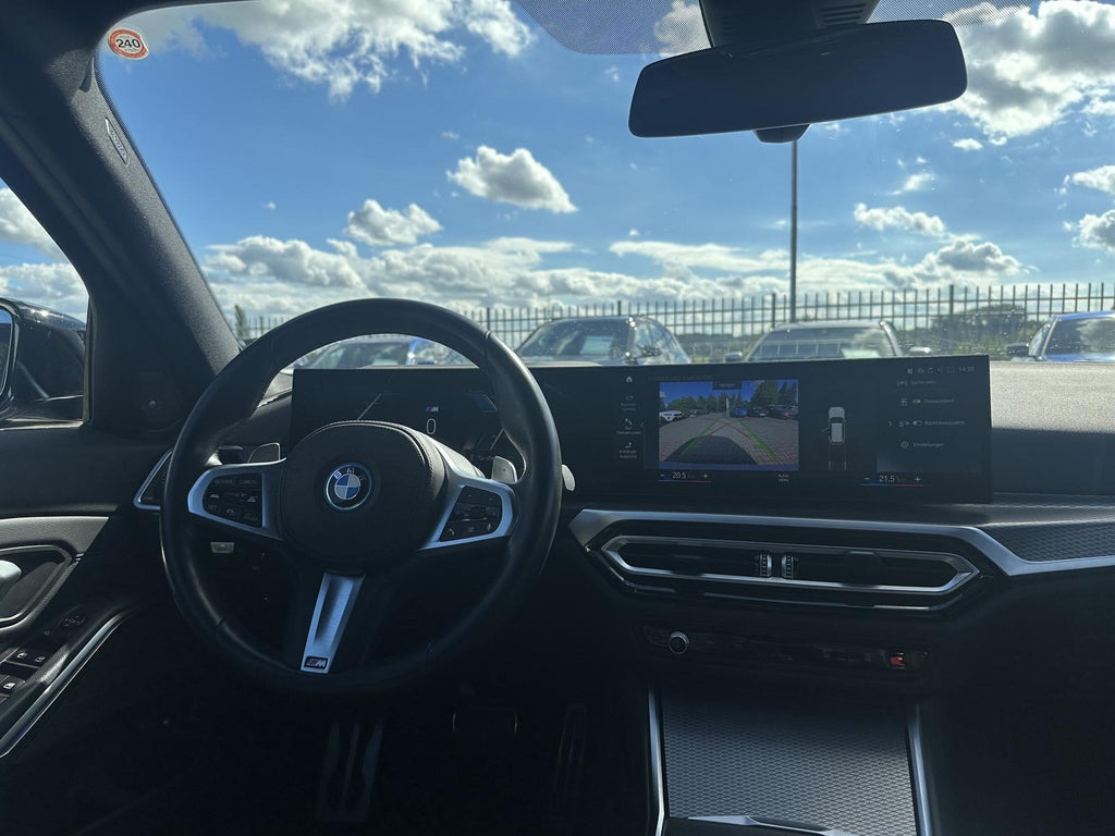 BMW 330e Touring M Sport (2023) – Importación Premium Directa de Concesionario Oficial