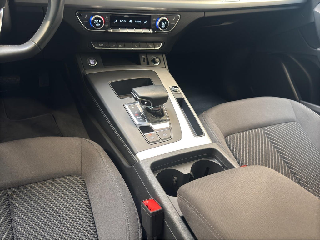 AUDI Q5 50 TFSI e QUATTRO (2023) - UNIDAD BLANCO IBIS