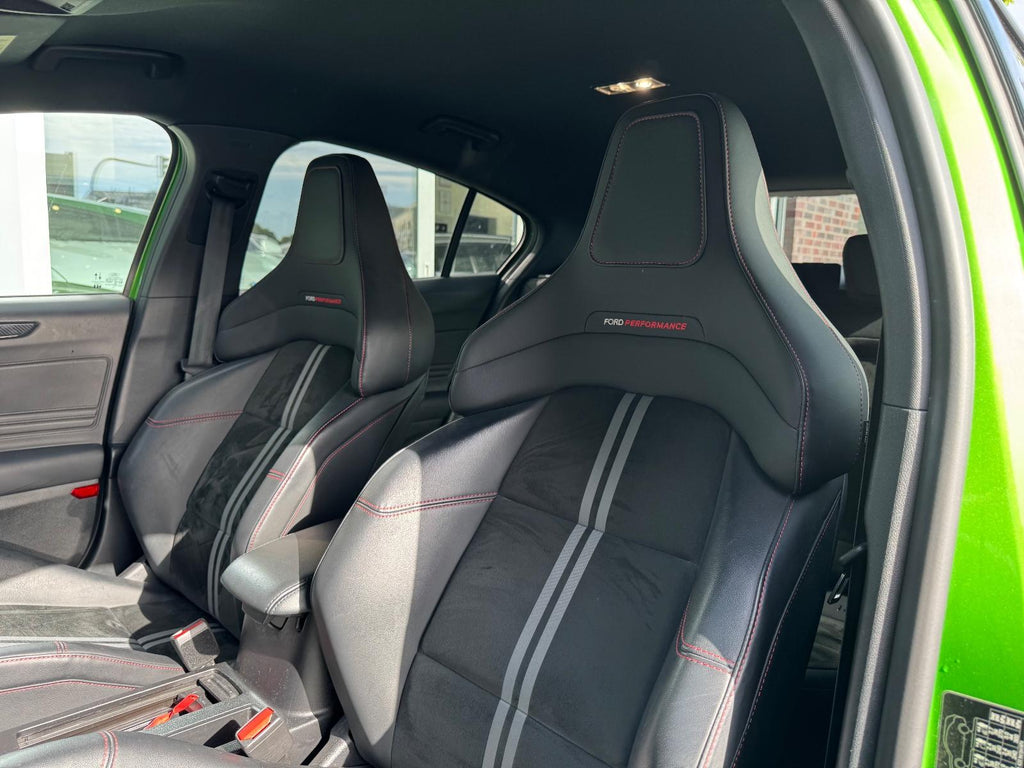 Ford Focus ST X 2.3 EcoBoost 280CV - "Mean Green" (2024)