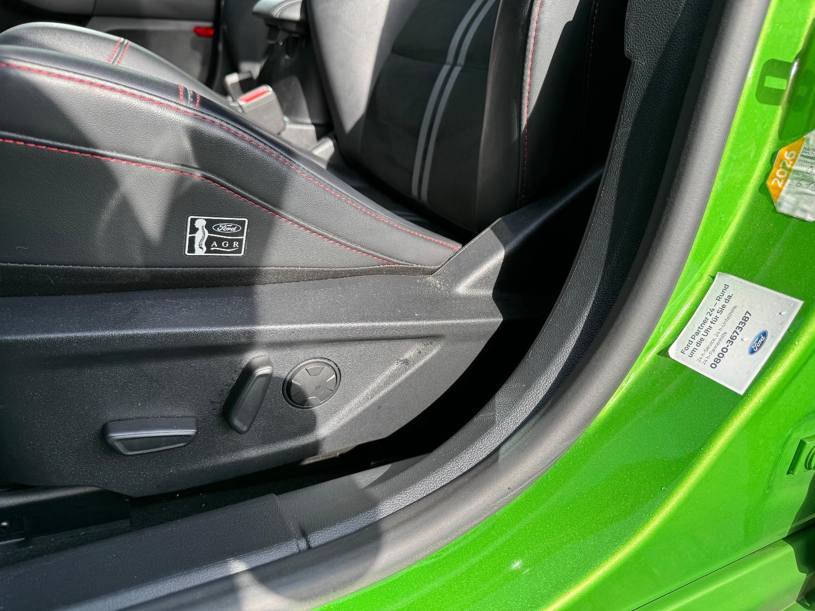 Ford Focus ST X 2.3 EcoBoost 280CV - "Mean Green" (2024)