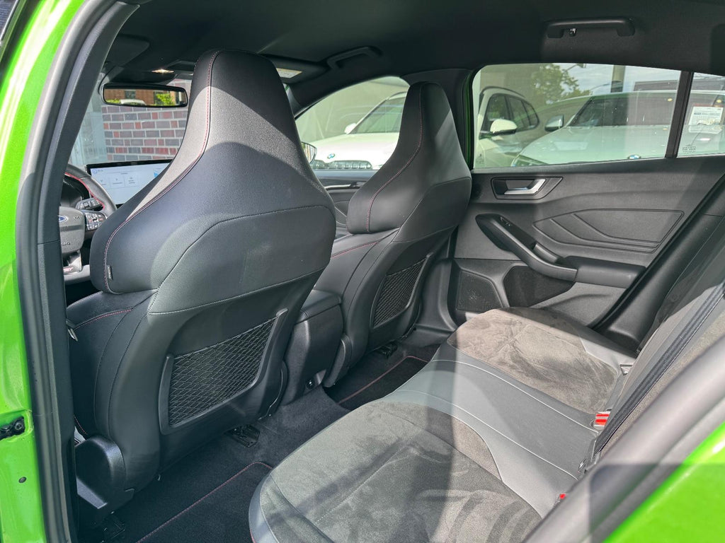 Ford Focus ST X 2.3 EcoBoost 280CV - "Mean Green" (2024)