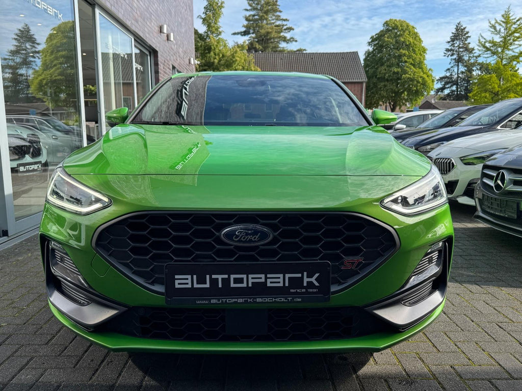 Ford Focus ST X 2.3 EcoBoost 280CV - "Mean Green" (2024)