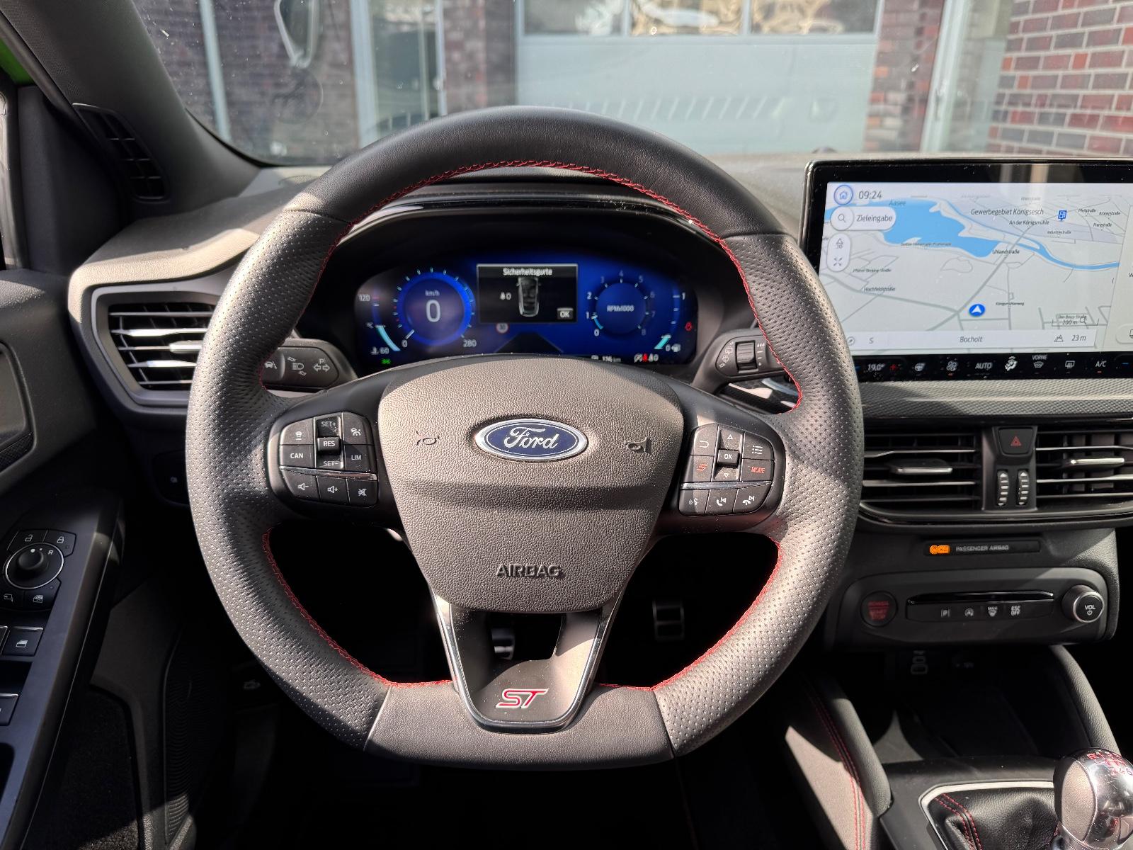 Ford Focus ST X 2.3 EcoBoost 280CV - "Mean Green" (2024)