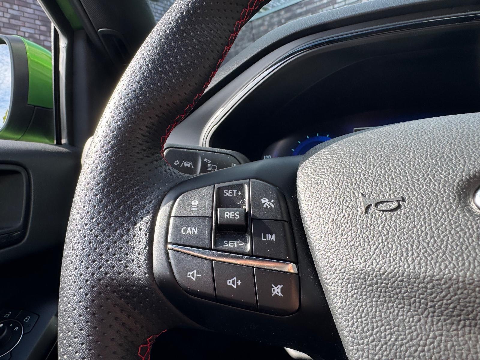Ford Focus ST X 2.3 EcoBoost 280CV - "Mean Green" (2024)