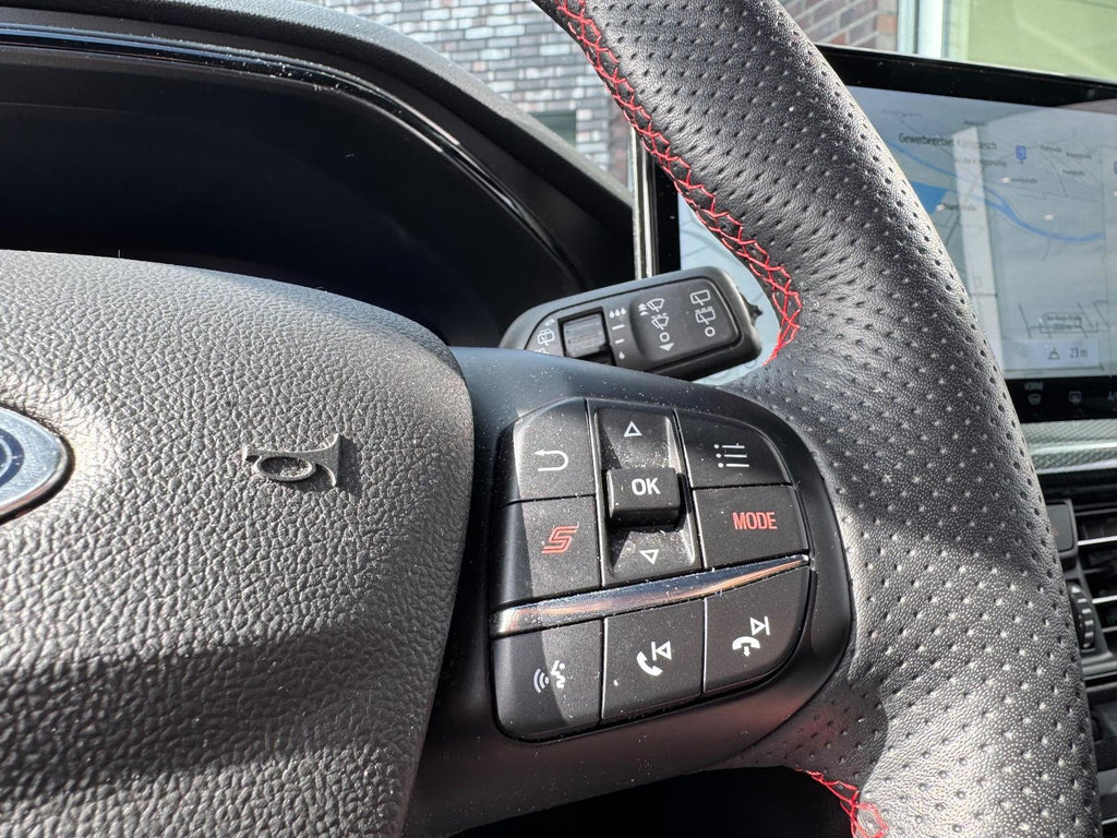 Ford Focus ST X 2.3 EcoBoost 280CV - "Mean Green" (2024)