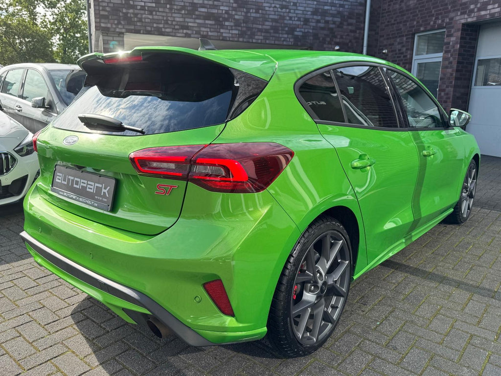 Ford Focus ST X 2.3 EcoBoost 280CV - "Mean Green" (2024)