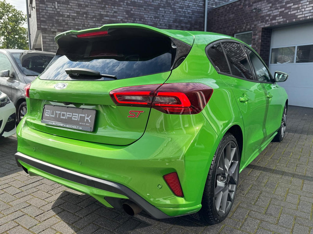 Ford Focus ST X 2.3 EcoBoost 280CV - "Mean Green" (2024)