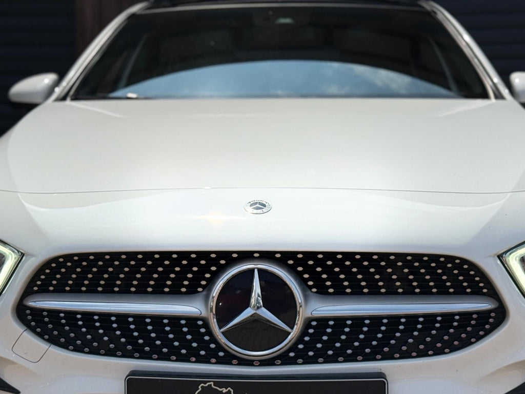 MERCEDES-BENZ A 180 AMG LINE (2022) - UNIDAD POLARWEISS