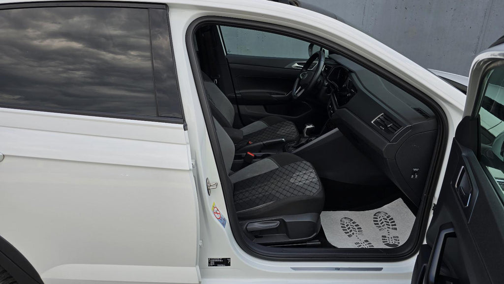 Volkswagen Taigo 1.5 TSI DSG Triple R-Line