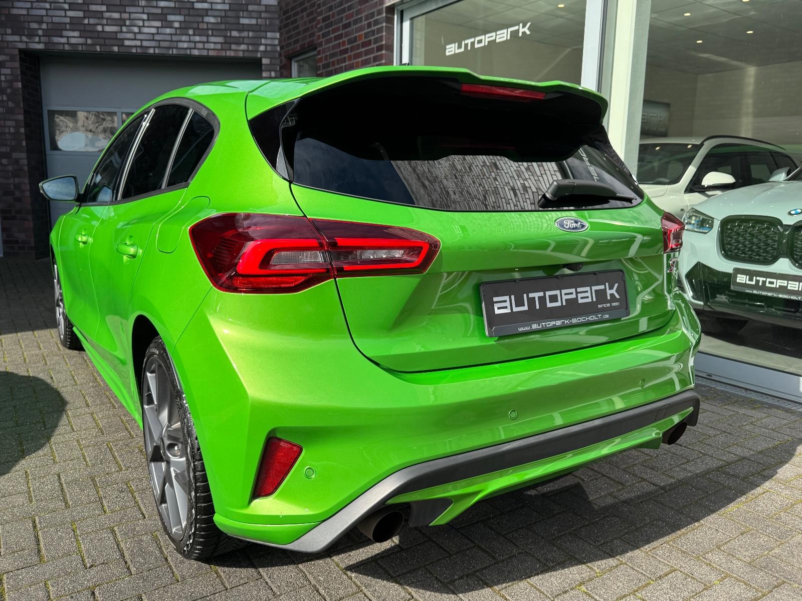 Ford Focus ST X 2.3 EcoBoost 280CV - "Mean Green" (2024)