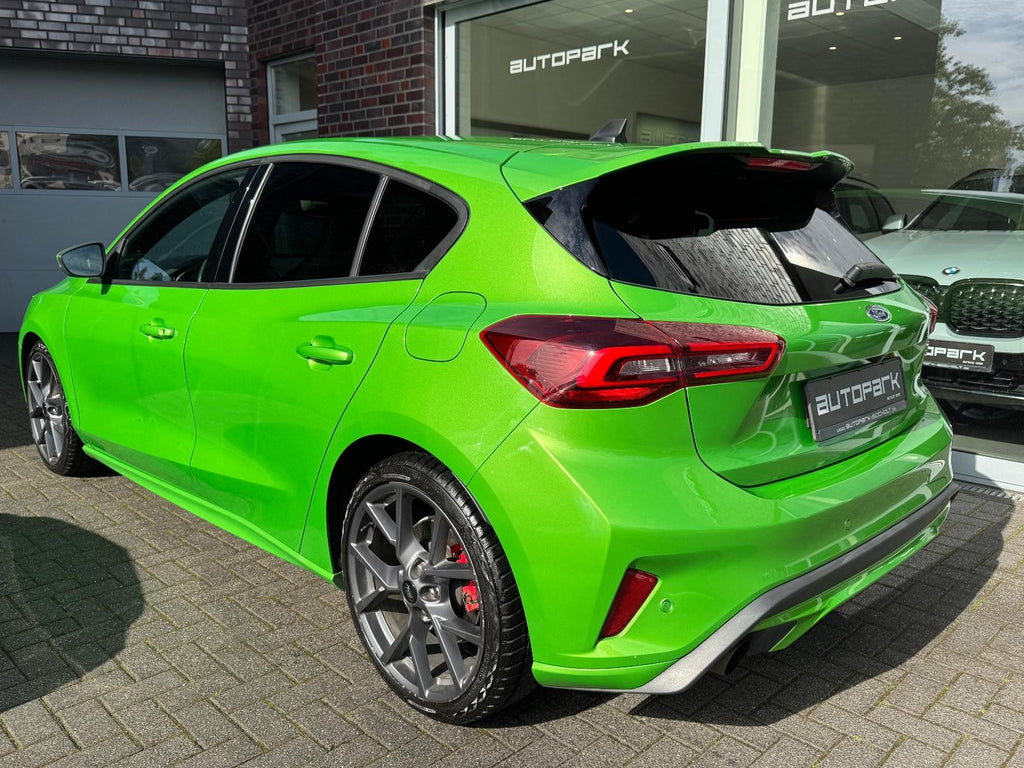 Ford Focus ST X 2.3 EcoBoost 280CV - "Mean Green" (2024)